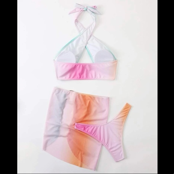 Ombre Ring Linked Bikini Swimsuit With Beach Skirt💛💖 - Picture 4 of 7